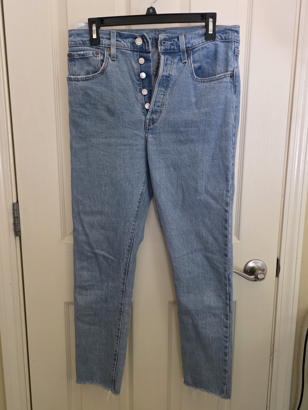 Levi's Light Blue Button-Fly Cropped Jeans